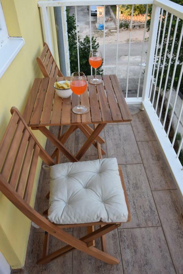 App Lu 5 Apartment Novi Vinodolski Bagian luar foto