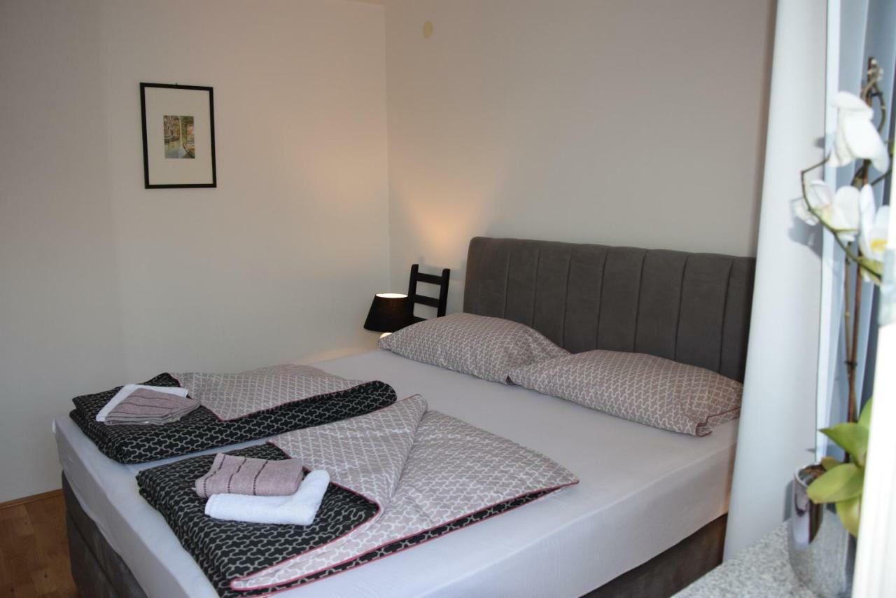 App Lu 5 Apartment Novi Vinodolski Bagian luar foto