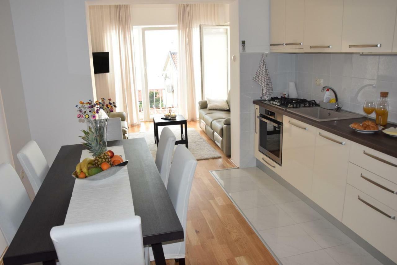 App Lu 5 Apartment Novi Vinodolski Bagian luar foto